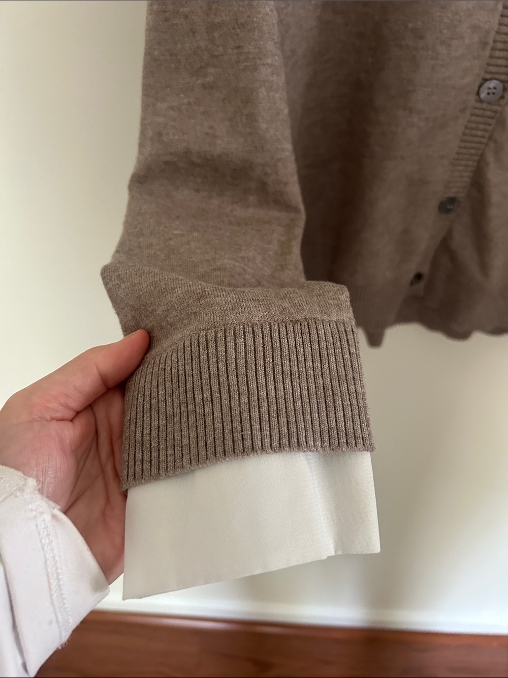 Sioni Brown Knit Button-Front Cardigan with White Collar - Picture 3 of 5